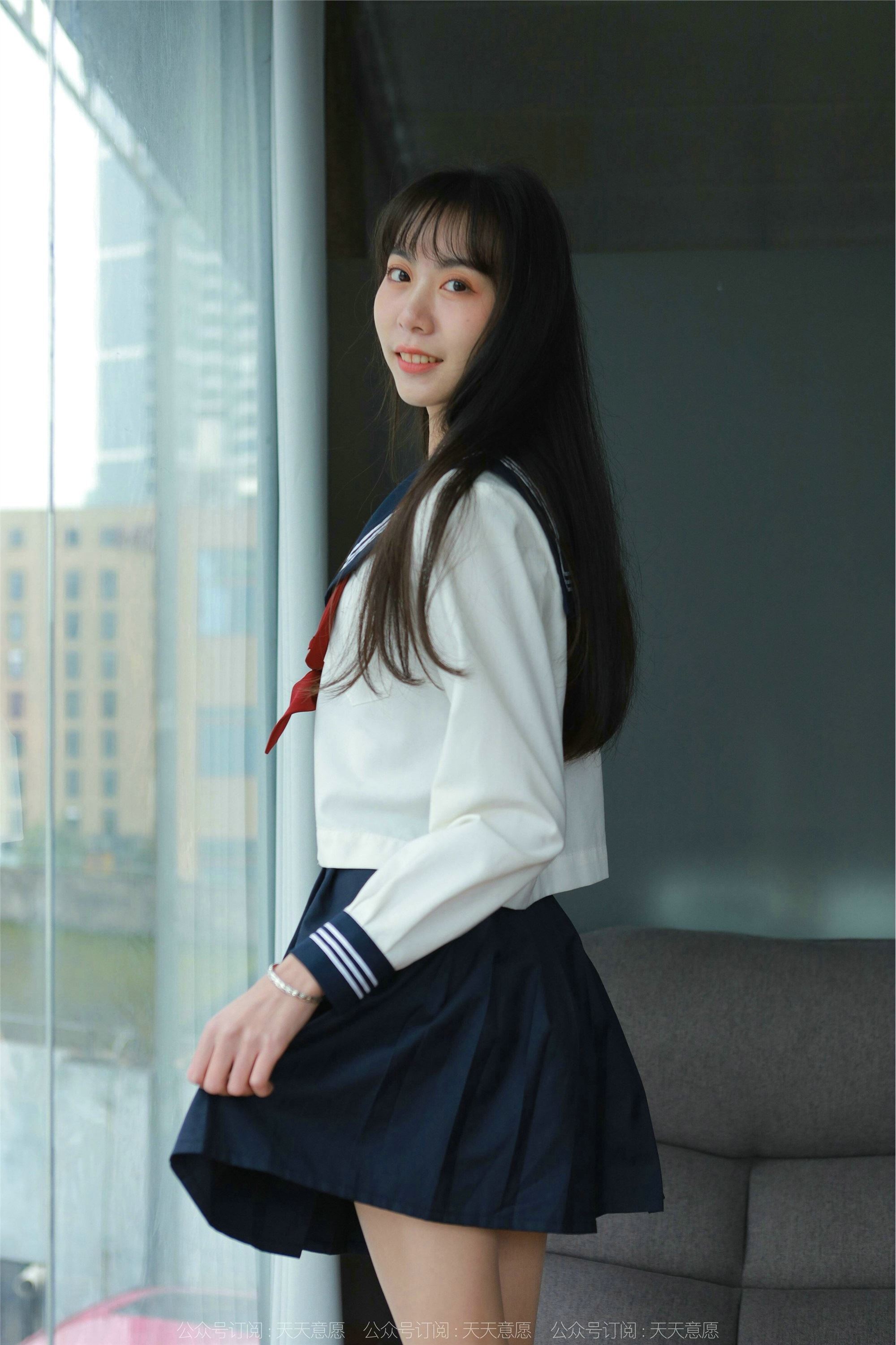 IESS异思趣向  2022.03.03 丝享家1018：团团《可爱JK装》